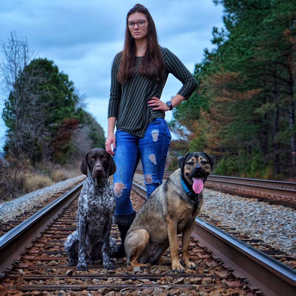 Meet your Posher, Alexis